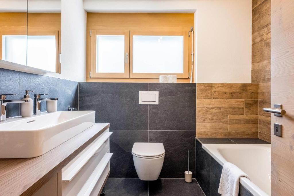 Apartamento Eiger Panoramica - Aare Jungfrau Ag Grindelwald Exterior foto